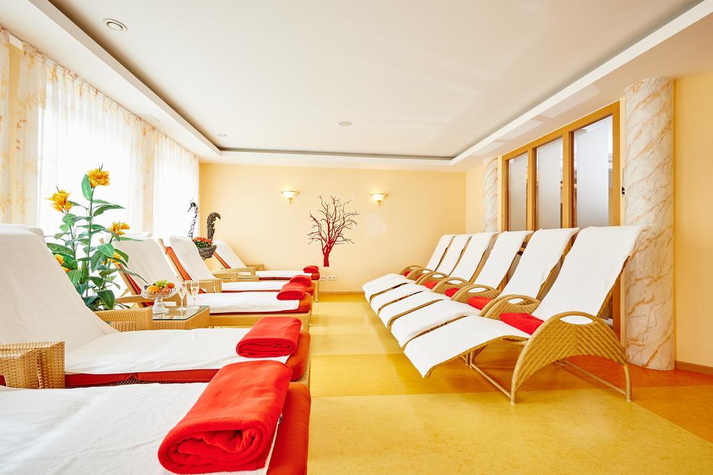 Akzent Hotel Bayerwald-Residenz Neukirchen (Lower Bavaria) Exterior foto
